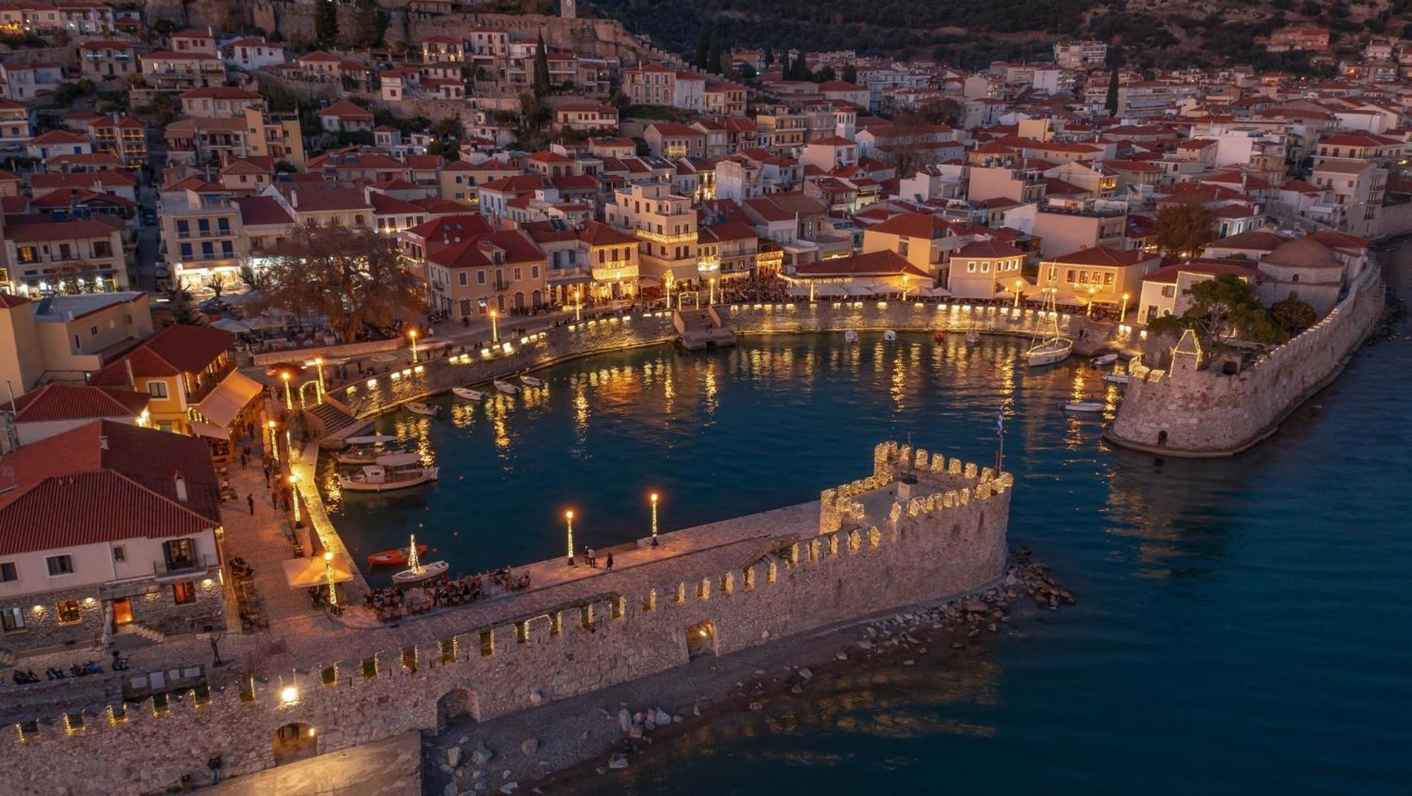 Nafpaktos Old Town Lägenhet Exteriör bild